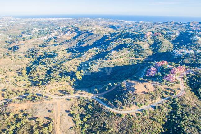 Exklusiv tomt i La Mairena med hisnande utsikt och projektalternativ