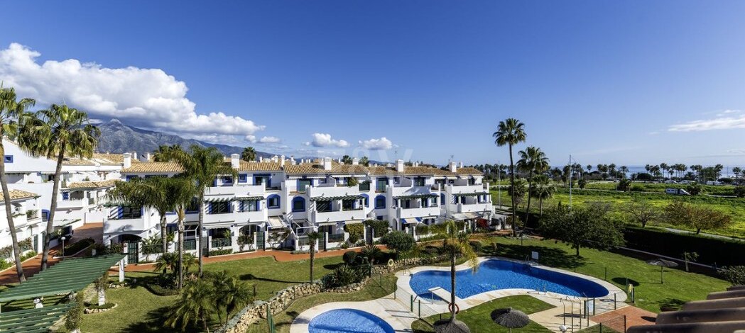 Elegante casa en playa San Pedro con remodelación de alta gama