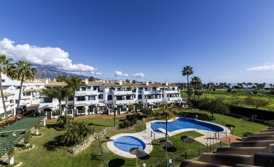 Elegante casa en playa San Pedro con remodelación de alta gama