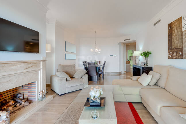 Exclusive Garden Apartment with Sea Views in Condado de Sierra Blanca
