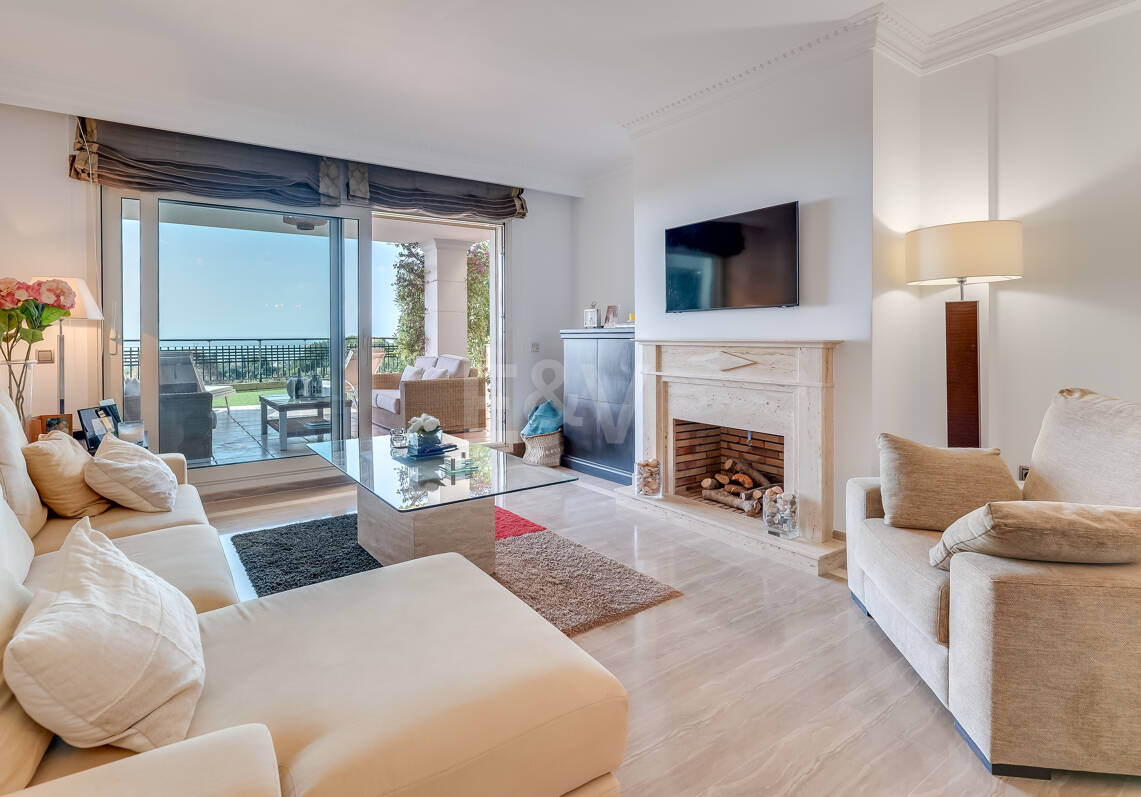 Exclusive Garden Appartement avec vue sur la mer à Condado de Sierra Blanca