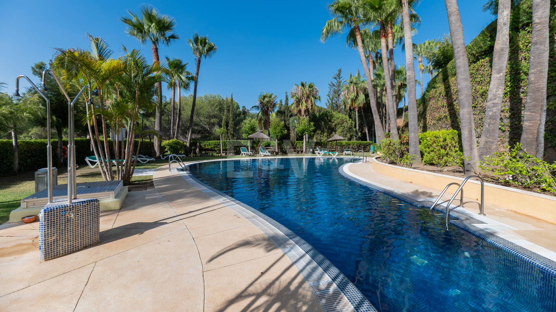 Exclusive Garden Apartment with Sea Views in Condado de Sierra Blanca
