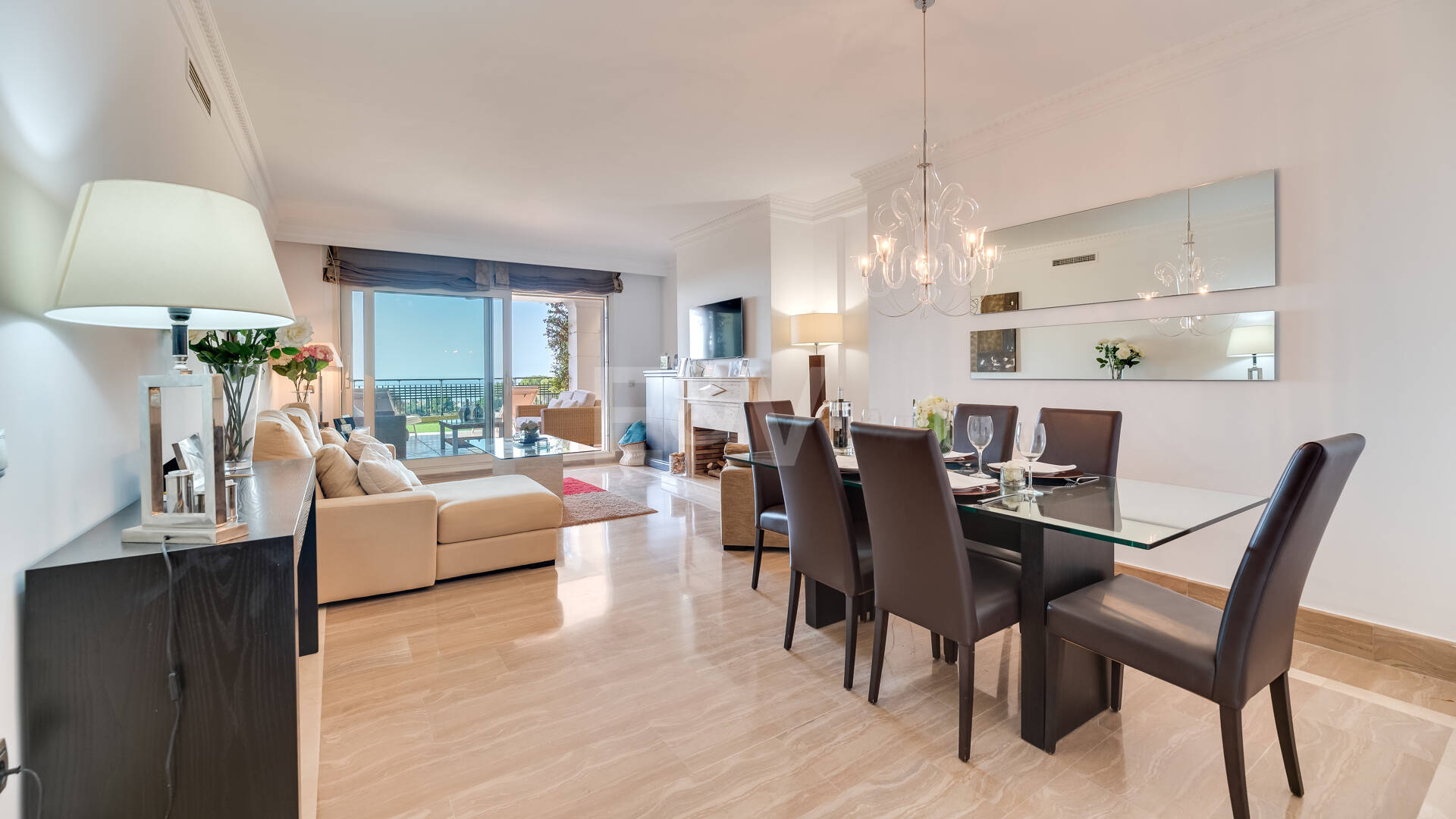 Exclusive Garden Apartment with Sea Views in Condado de Sierra Blanca
