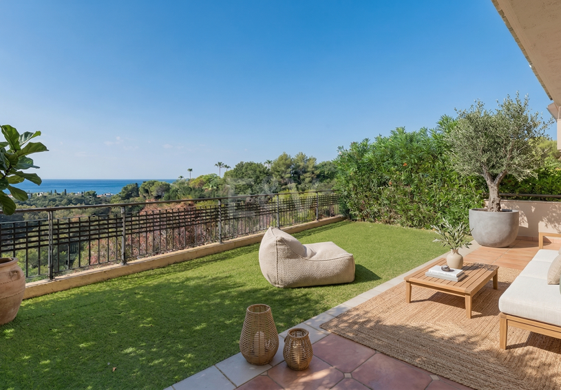 Exclusive Garden Apartment with Sea Views in Condado de Sierra Blanca