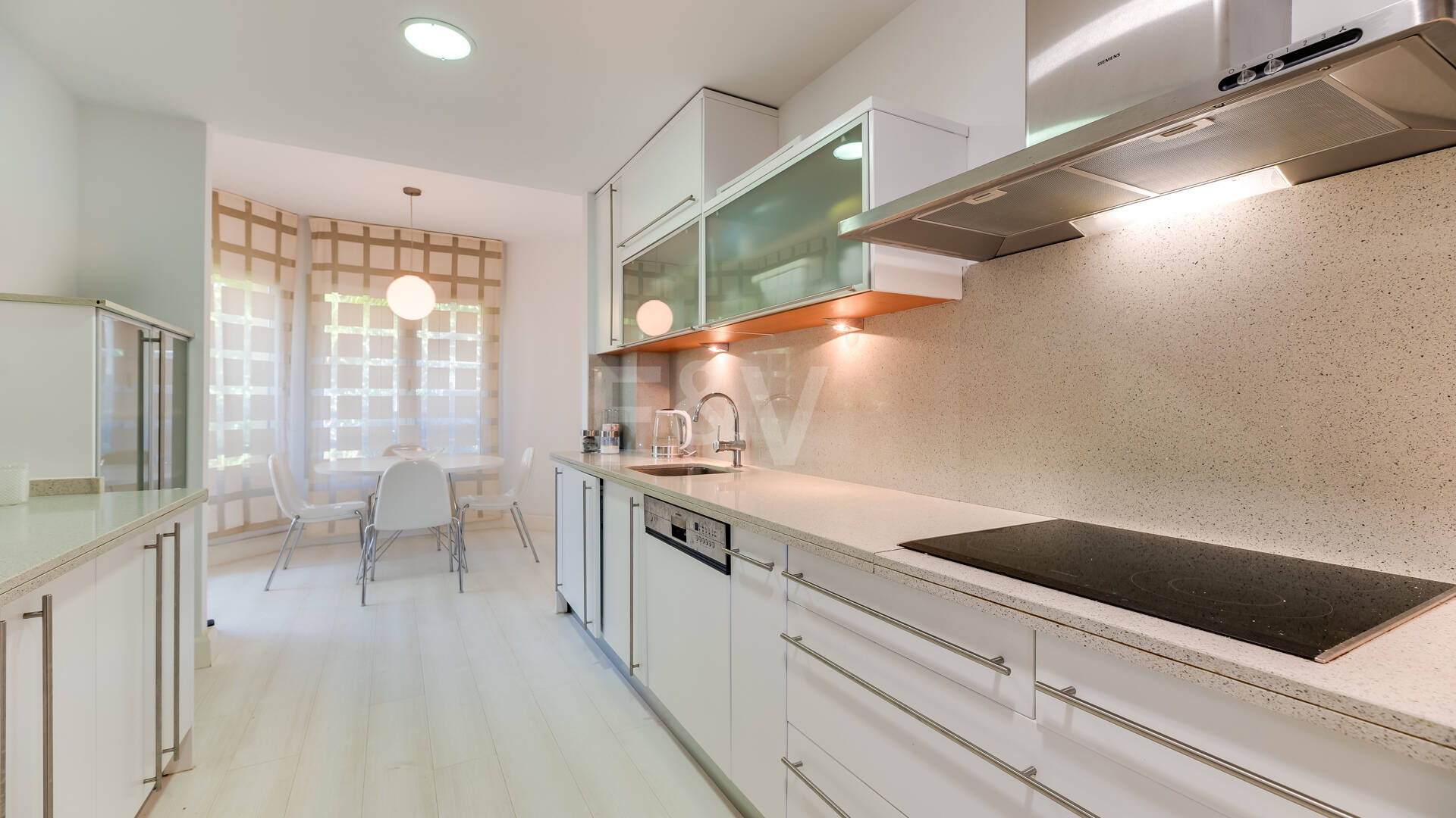 Exclusive Garden Apartment with Sea Views in Condado de Sierra Blanca