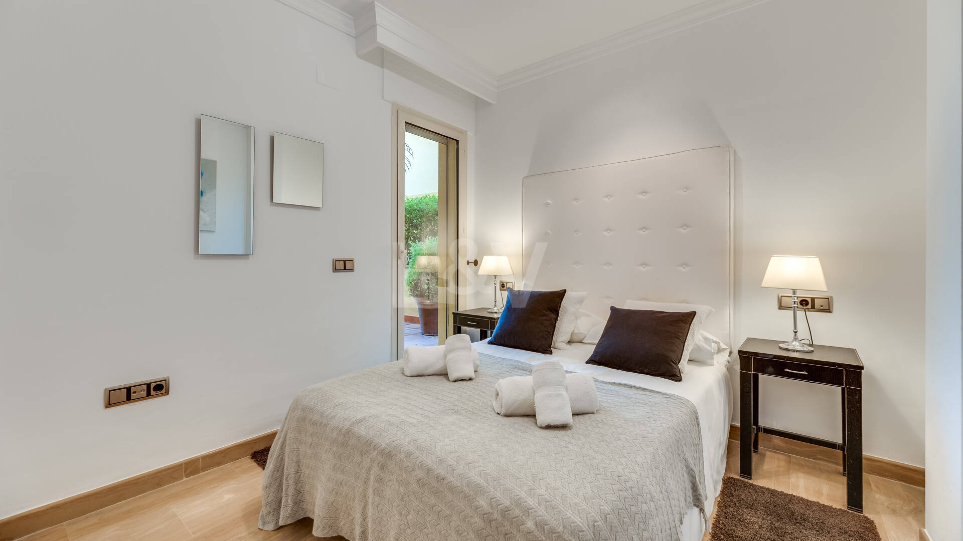 Exclusive Garden Apartment with Sea Views in Condado de Sierra Blanca