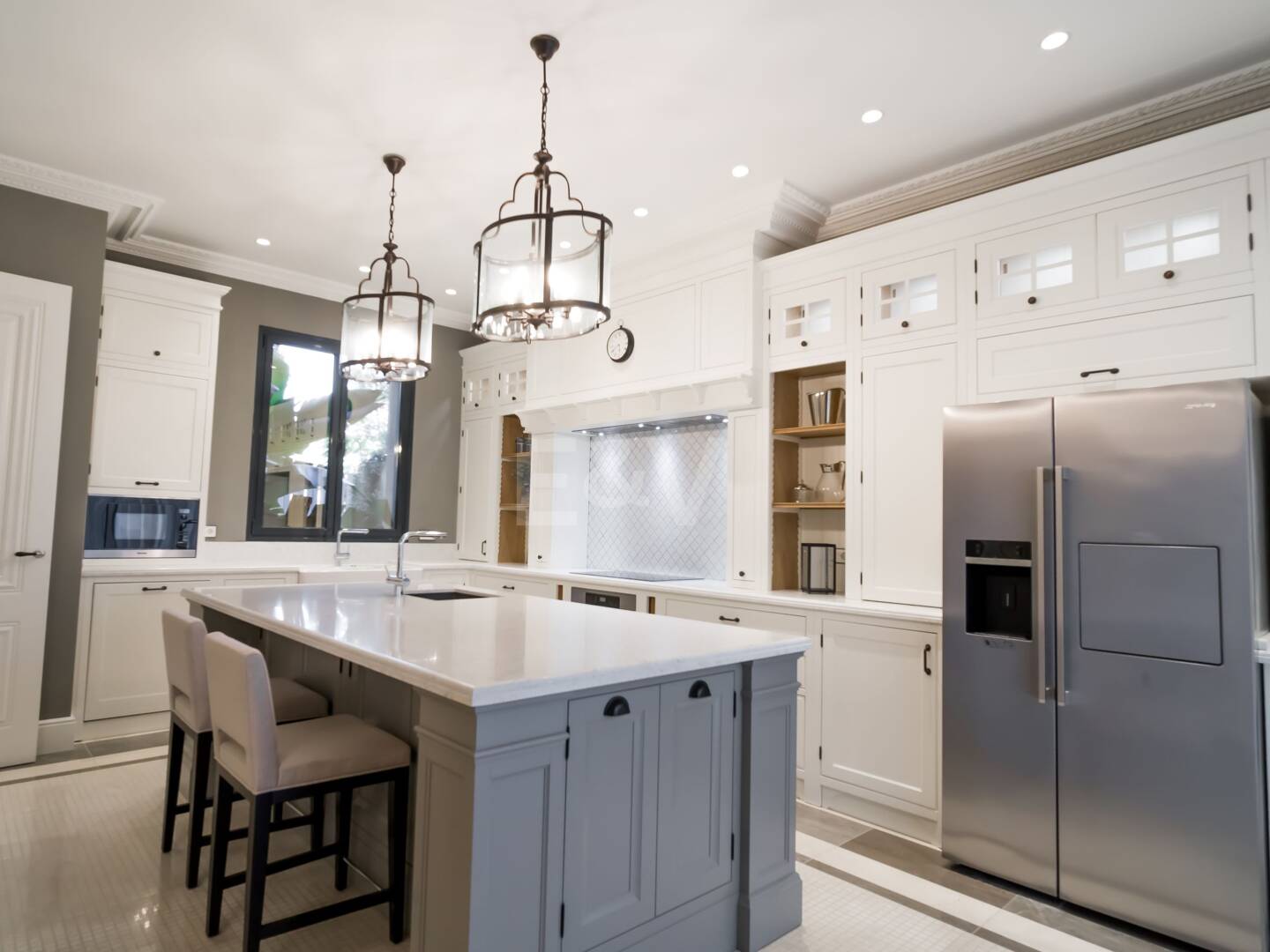 Lyxvilla med havsutsikt i exklusiva Los Flamingos Golf