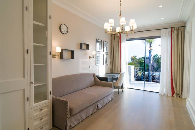 Lyxvilla med havsutsikt i exklusiva Los Flamingos Golf