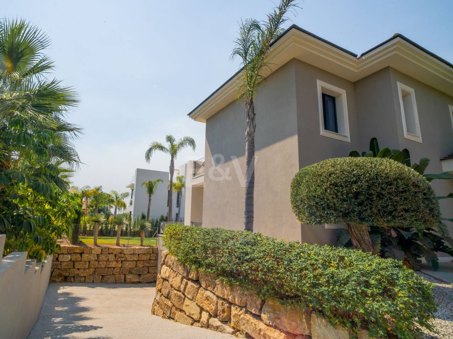 Lyxvilla med havsutsikt i exklusiva Los Flamingos Golf