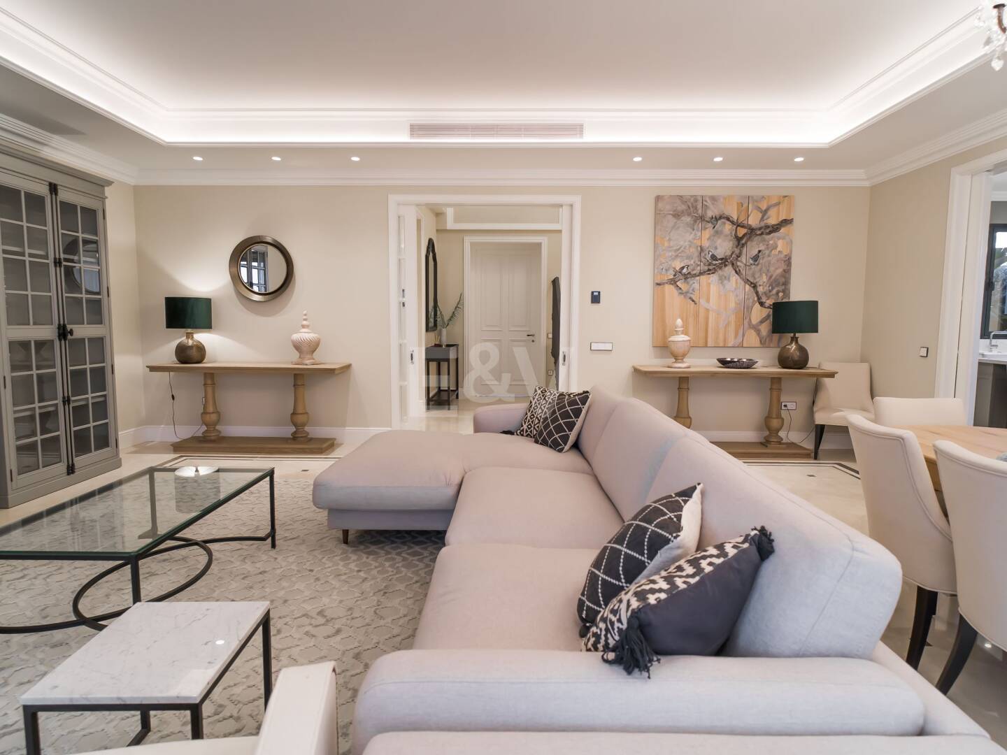 Lyxvilla med havsutsikt i exklusiva Los Flamingos Golf