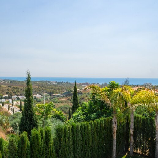 Villa de Lujo con Vistas al Mar en Los Flamingos Golf