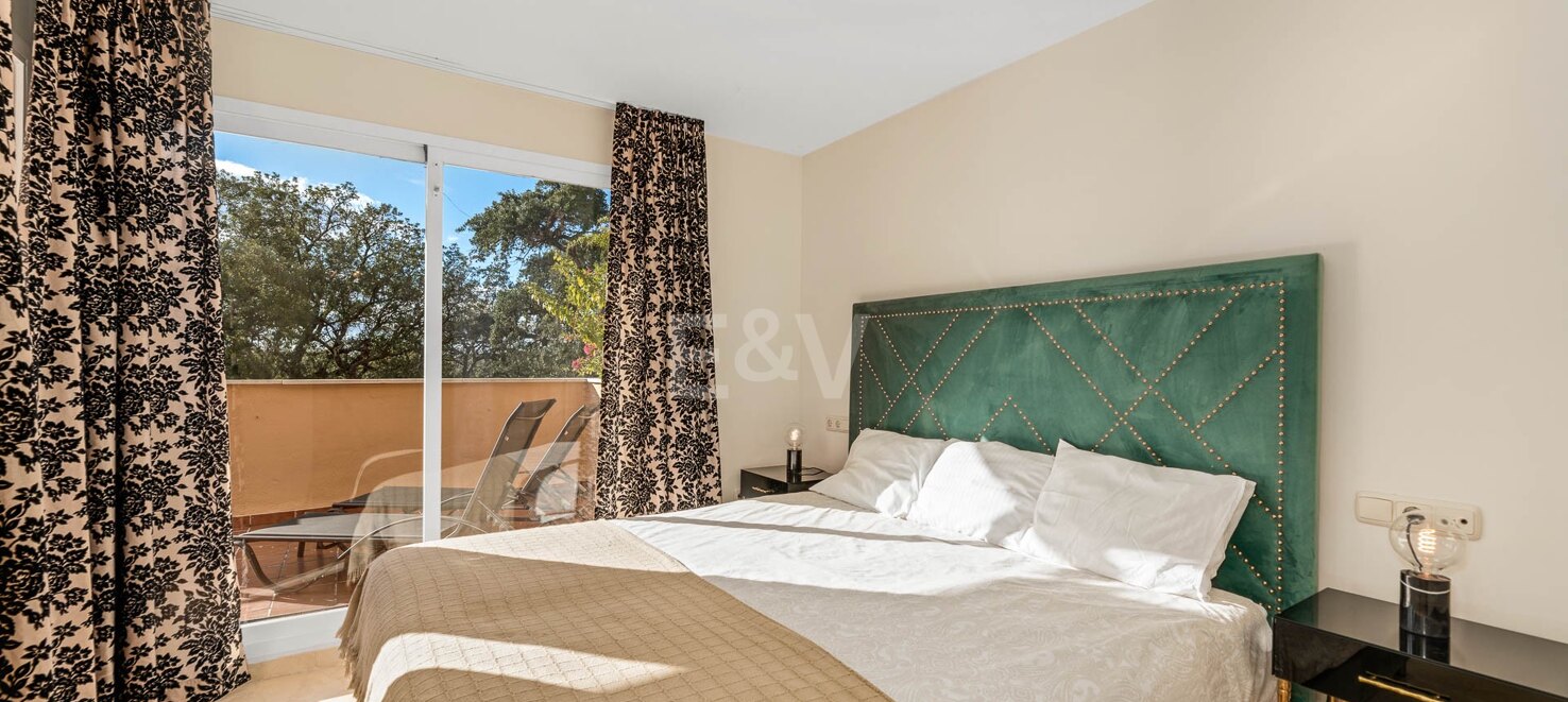 Spacious 3 Bedroom Apartment in Elviria