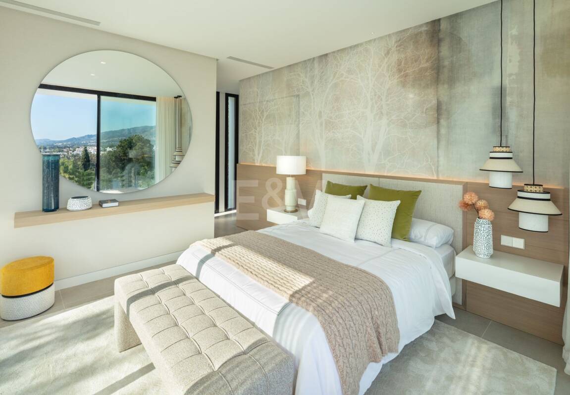 Stunning Modern Villa i Las Brisas med Breathtaking La Concha Utsikt