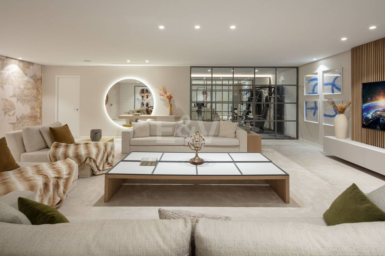 Stunning Modern Villa i Las Brisas med Breathtaking La Concha Utsikt