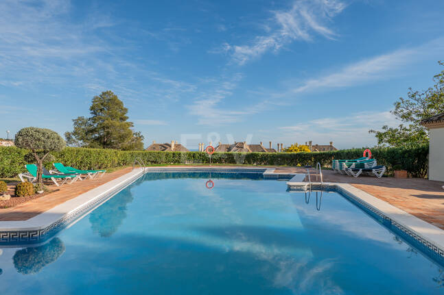 Penthouse with spectacular views of the sea, golf course, and nature