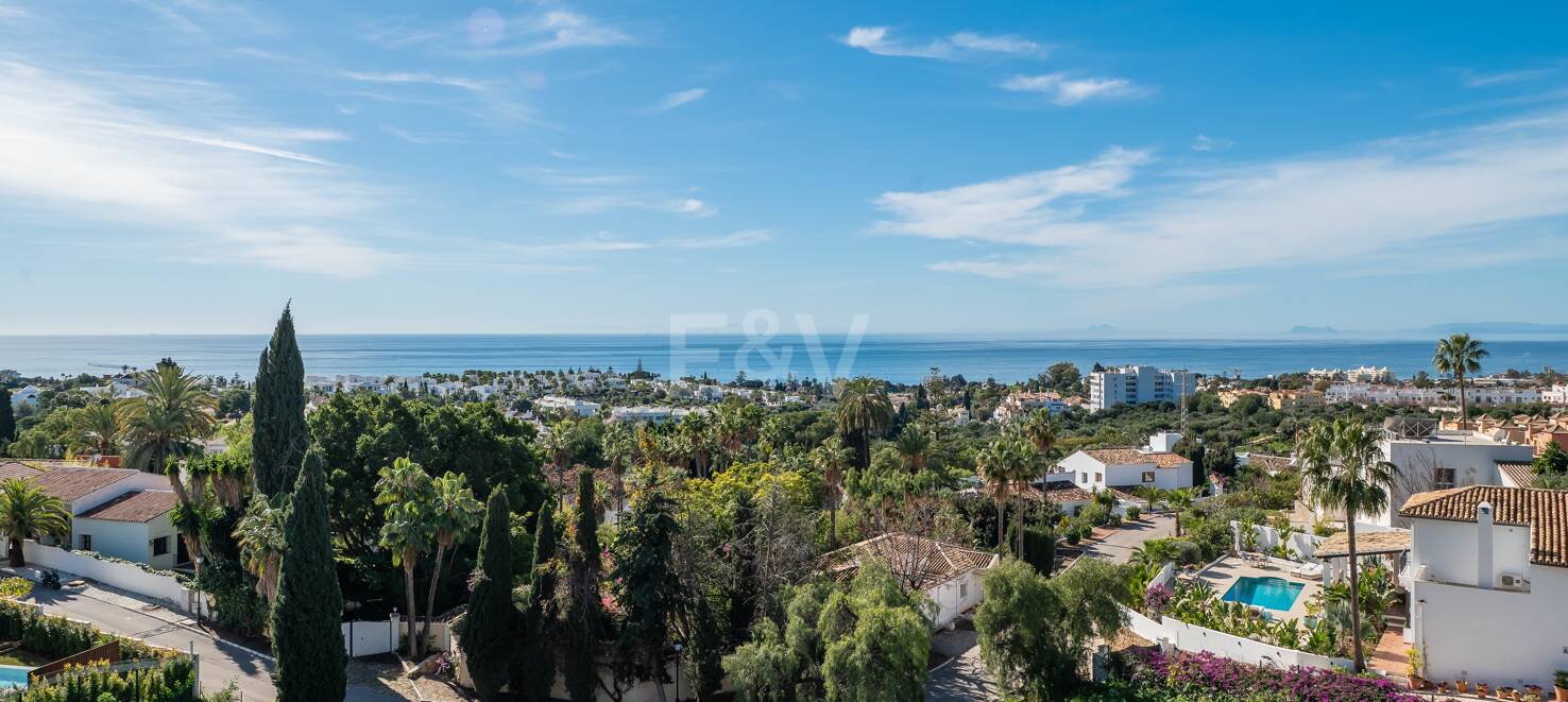 Andalusisk stil Villa i Rio Real med fantastisk utsikt
