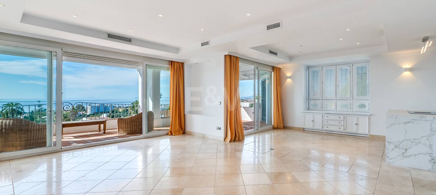 Andalusisk stil Villa i Rio Real med fantastisk utsikt