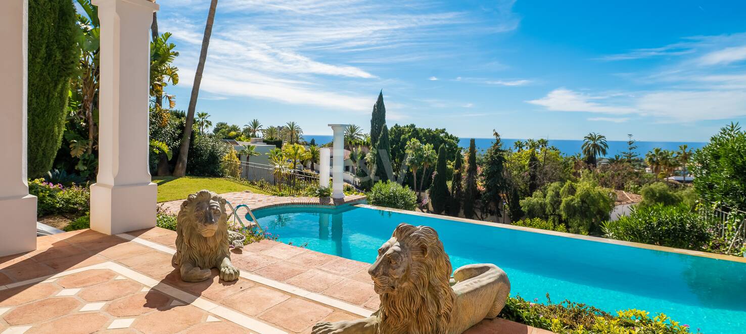 Andalusisk stil Villa i Rio Real med fantastisk utsikt