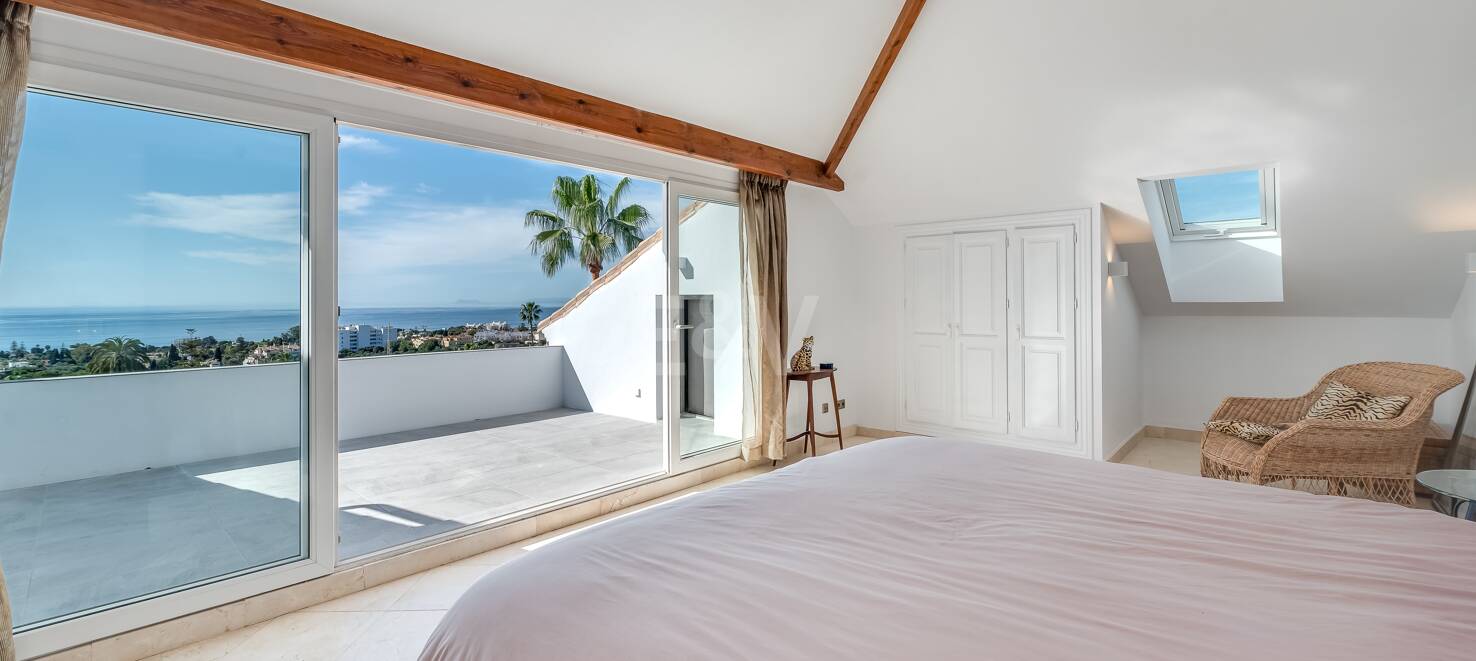 Andalusisk stil Villa i Rio Real med fantastisk utsikt