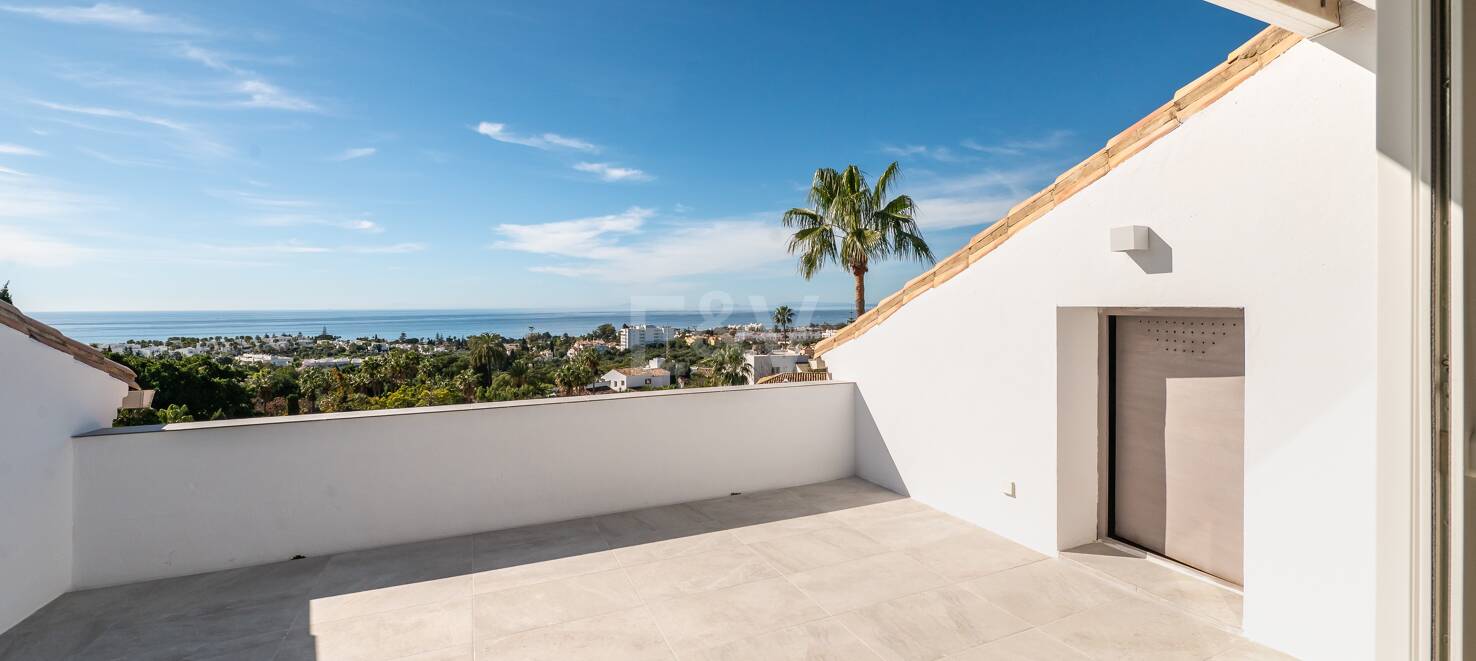 Andalusisk stil Villa i Rio Real med fantastisk utsikt