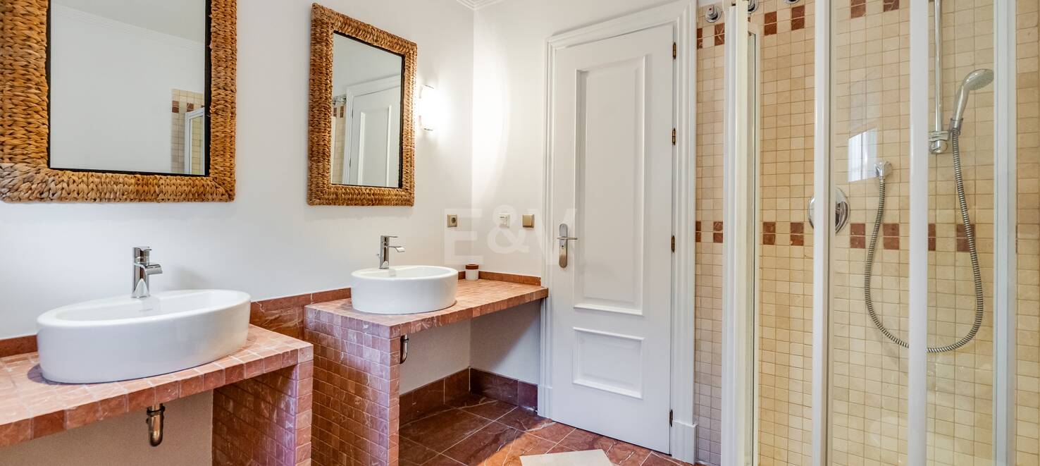 Andalusisk stil Villa i Rio Real med fantastisk utsikt