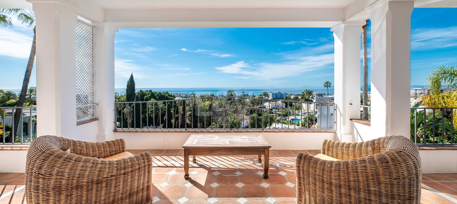 Andalusisk stil Villa i Rio Real med fantastisk utsikt