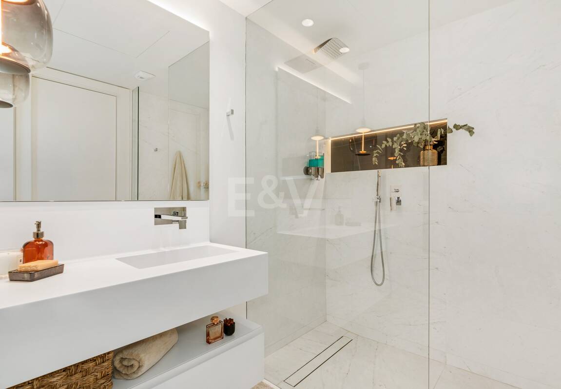 Luxuriöses Penthouse mit atemberaubendem Meerblick in Palo Alto