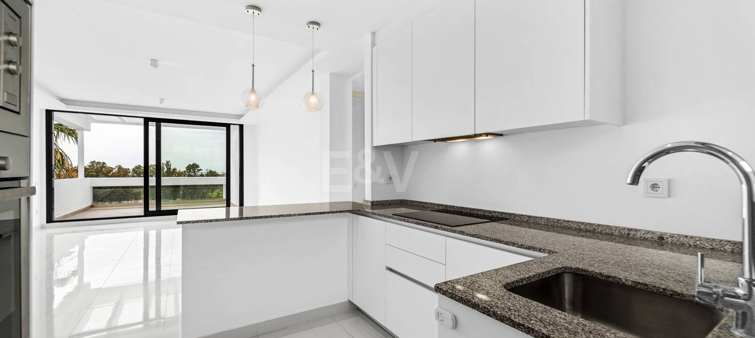 Duplex takvåning med öppen utsikt i La Alquería
