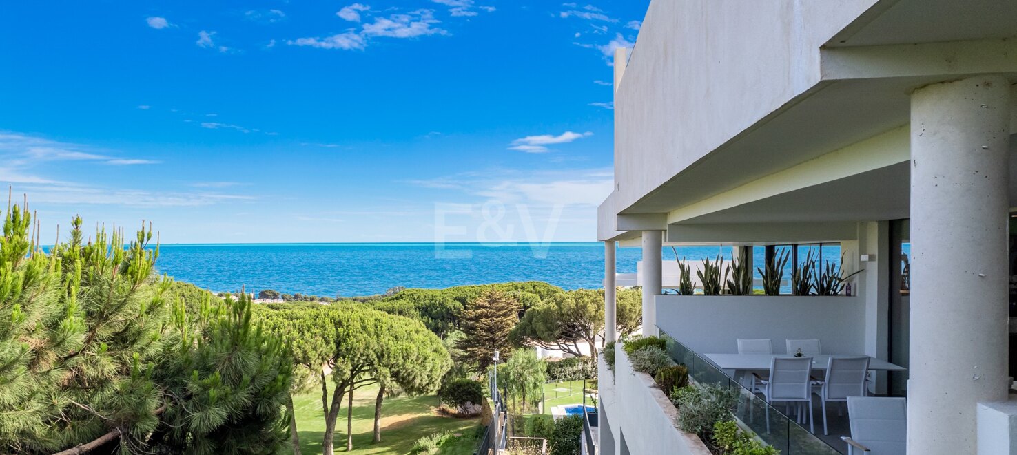 Luxuriöses Stadthaus in Cabopino mit Meer- und Grünblick