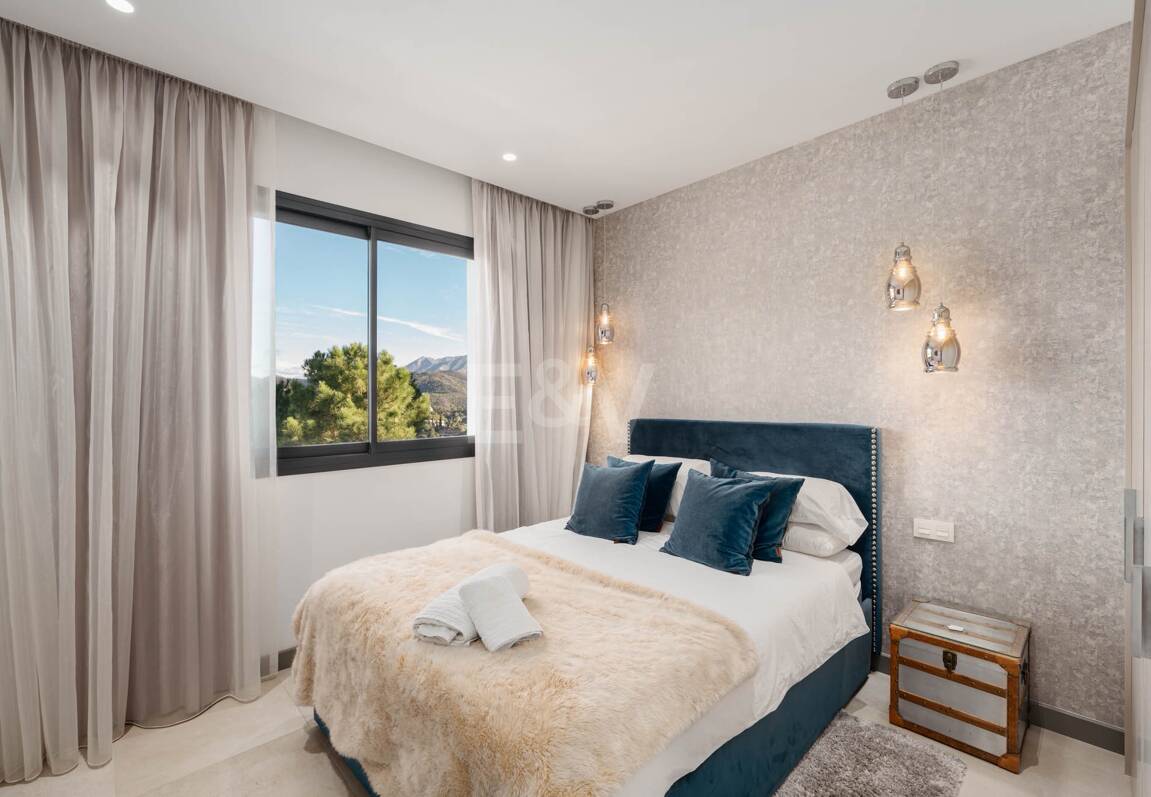 Elegant lyx Villa i El Madroñal med hisnande havsutsikt