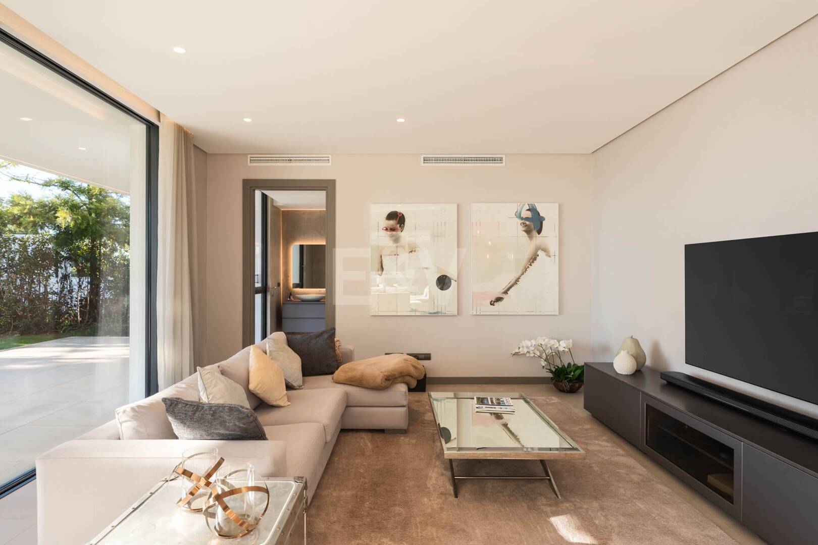 Elegante luxus Villa in El Madroñal mit atemberaubenden Meerblick