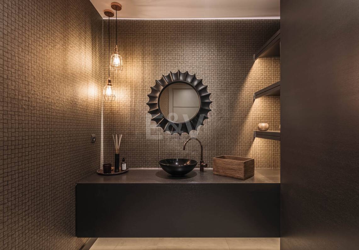 Elegancki luksusowy willa w El Madroñal z zapierającym dech w piersiach widokiem na morze