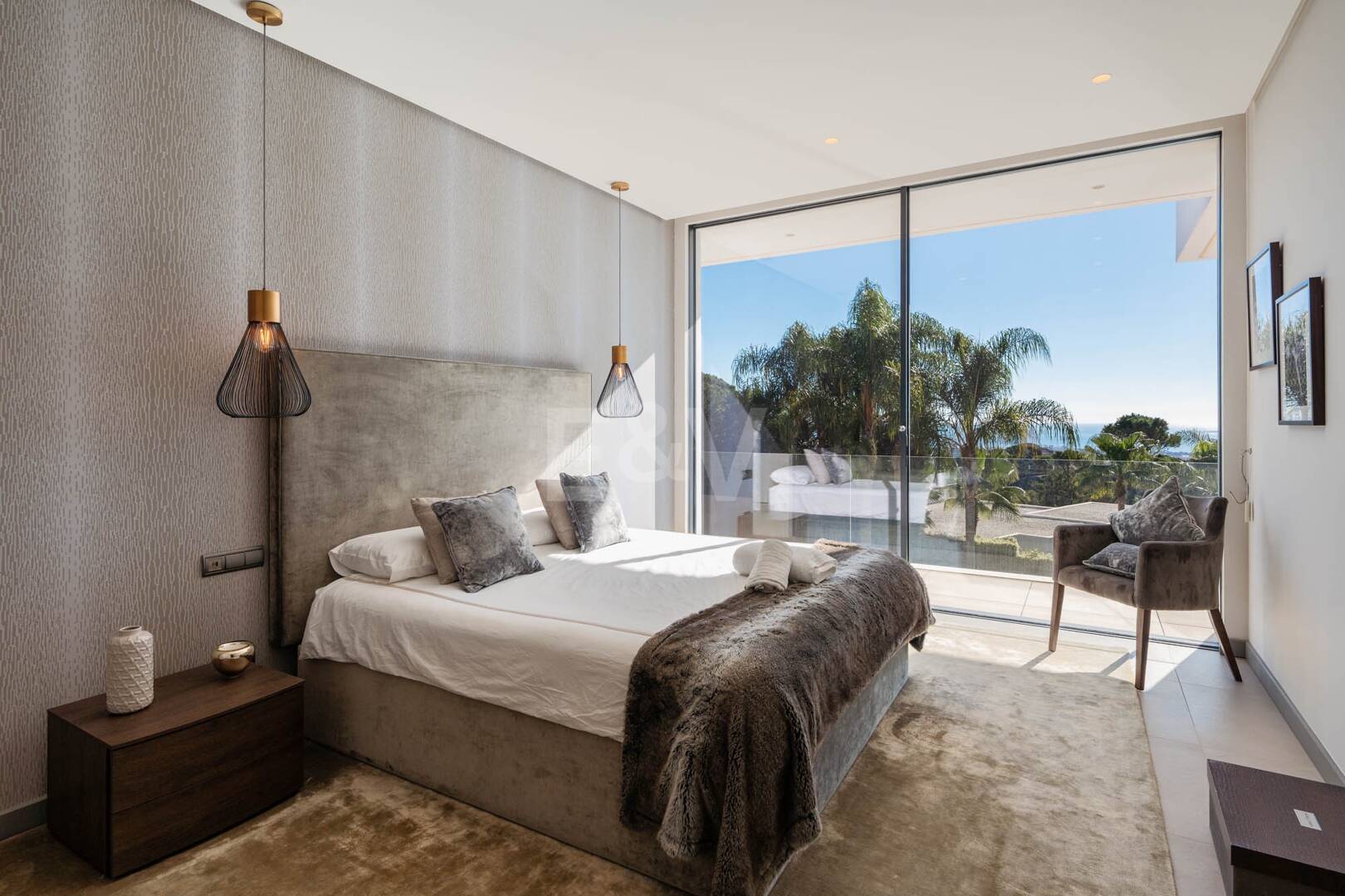 Elegante luxus Villa in El Madroñal mit atemberaubenden Meerblick