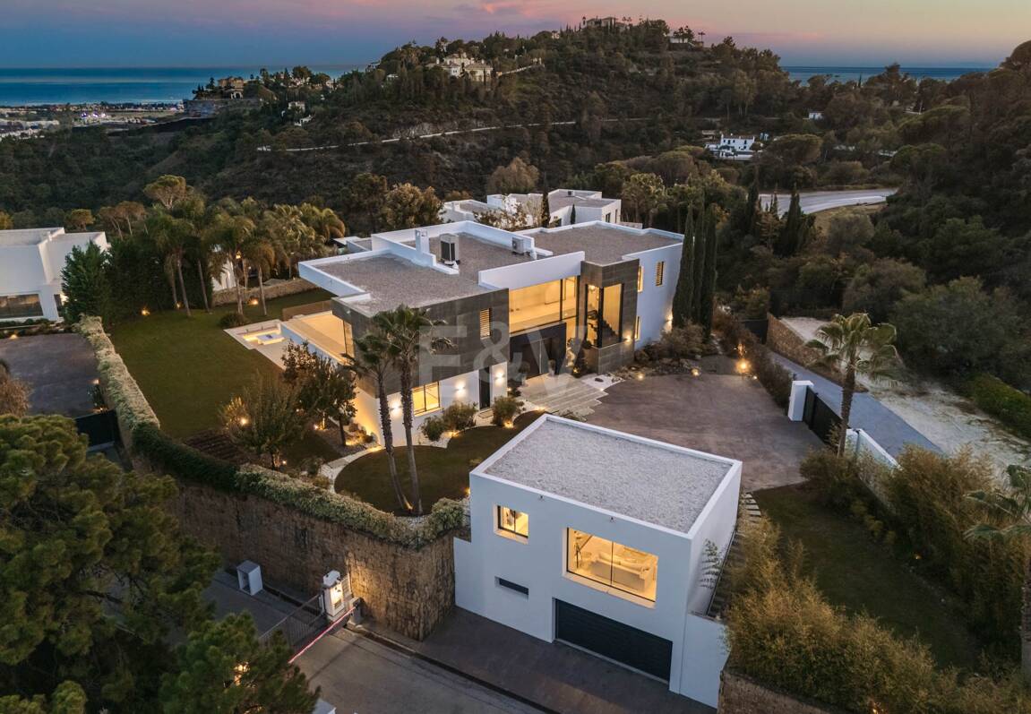 Elegant lyx Villa i El Madroñal med hisnande havsutsikt