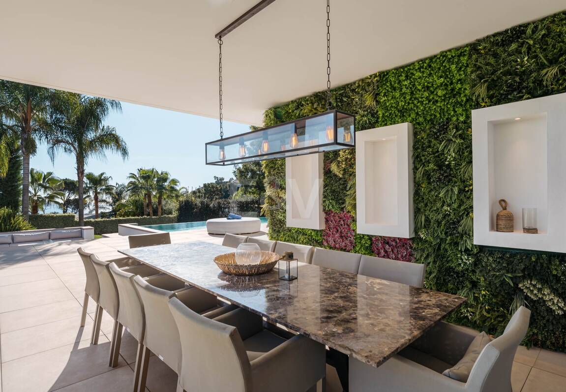 Elegant lyx Villa i El Madroñal med hisnande havsutsikt