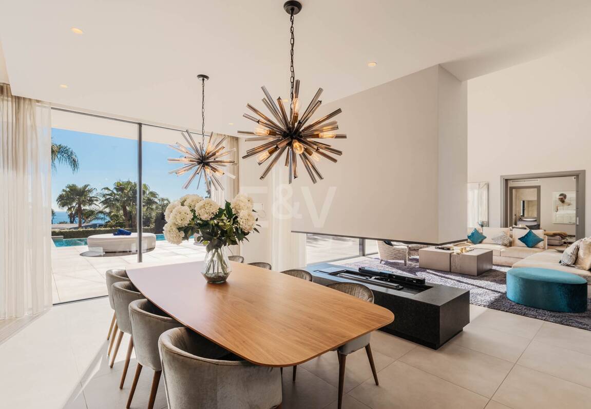 Elegant lyx Villa i El Madroñal med hisnande havsutsikt