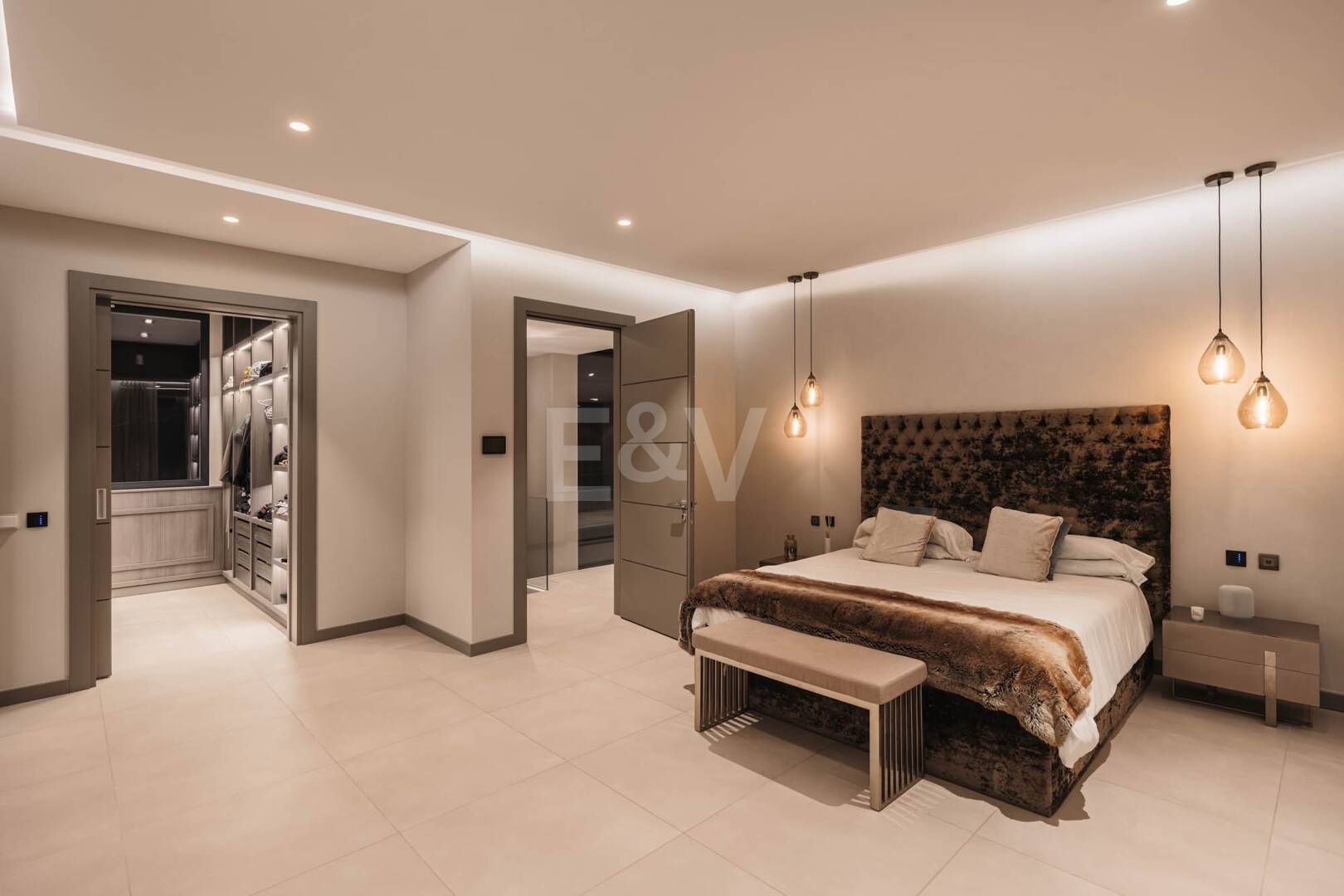 Elegante luxus Villa in El Madroñal mit atemberaubenden Meerblick