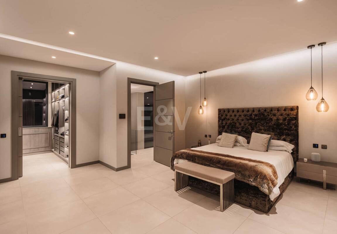 Elegant lyx Villa i El Madroñal med hisnande havsutsikt