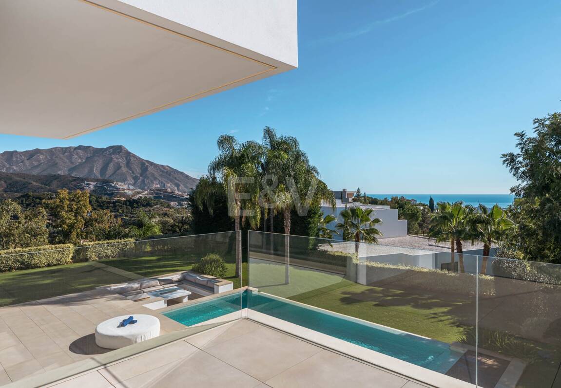 Elegant lyx Villa i El Madroñal med hisnande havsutsikt