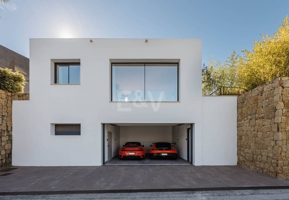 Elegant lyx Villa i El Madroñal med hisnande havsutsikt