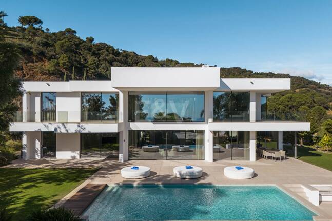 Elegant lyx Villa i El Madroñal med hisnande havsutsikt