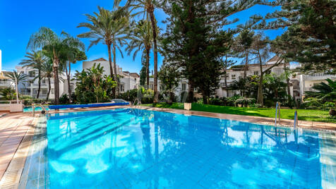Exclusive Apartment in Elviria Beach – Bright, Spacious & Just Steps from the Sea