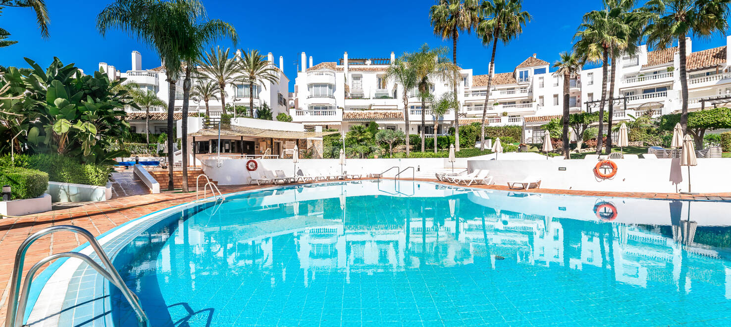 Exklusiv lägenhet i Elviria Beach - ljus, rymlig och bara steg från havet