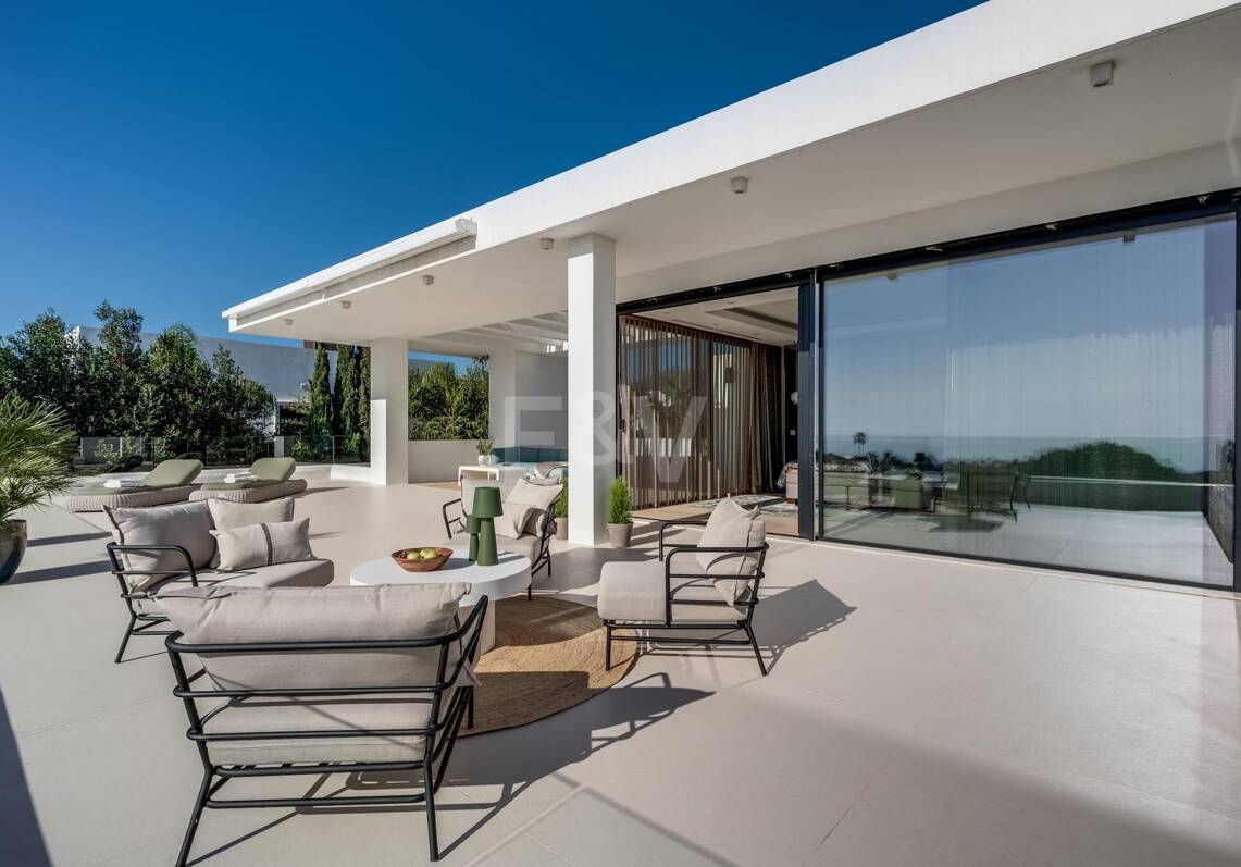Elegante villa con impresionantes vistas al mar en la Milla de Oro