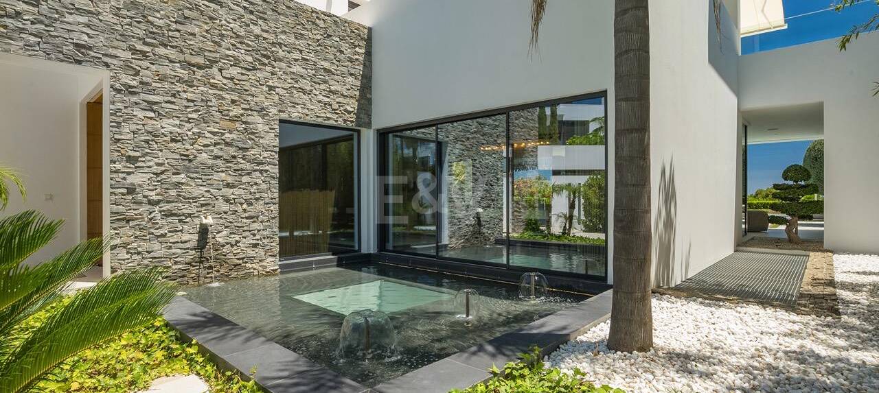 Elegant Villa med havsutsikt på Golden Mile