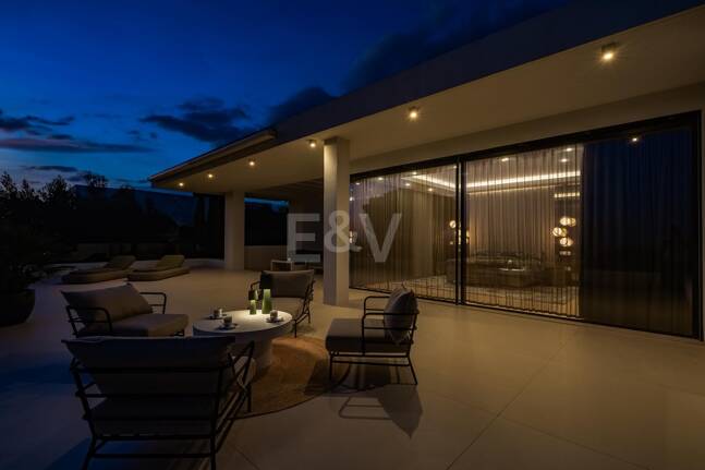 Elegant Villa med havsutsikt på Golden Mile