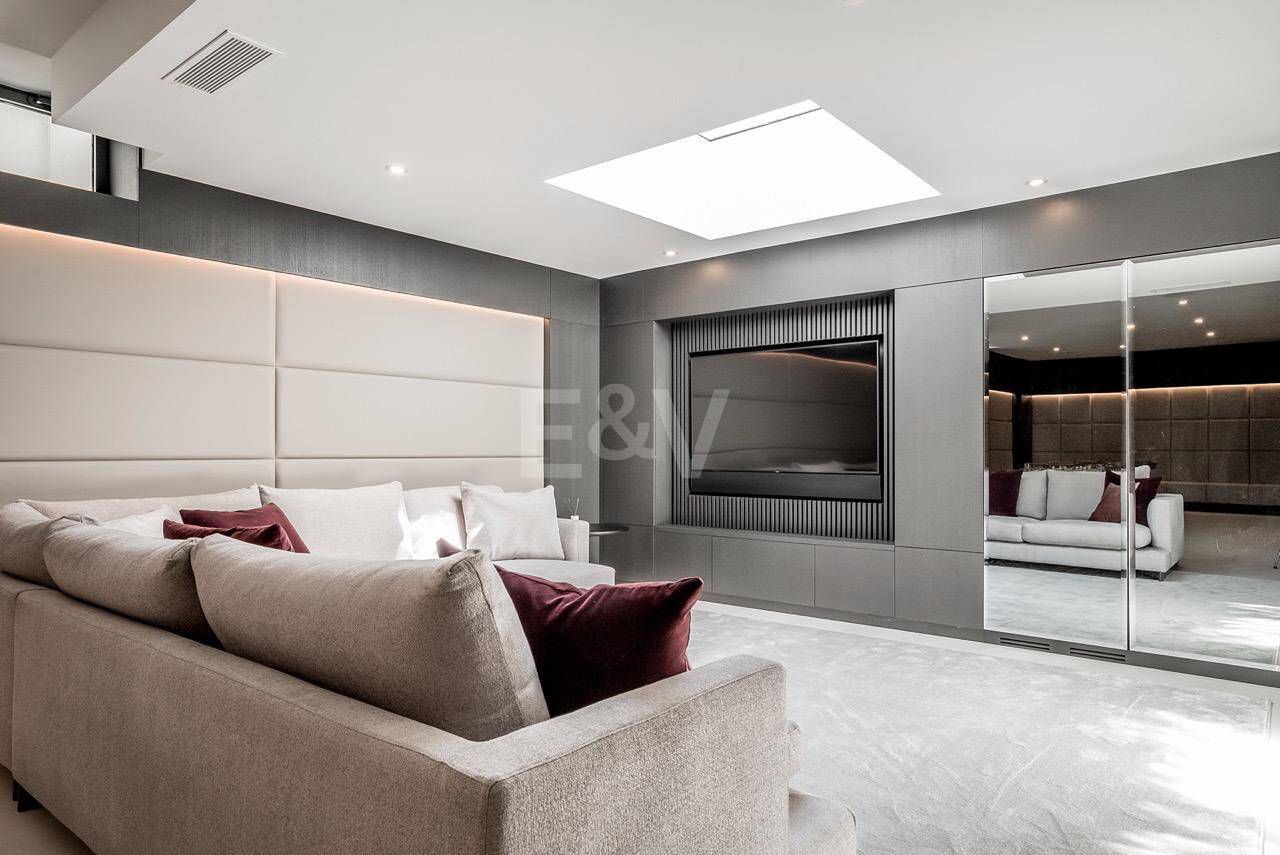 Elegant Villa med havsutsikt på Golden Mile