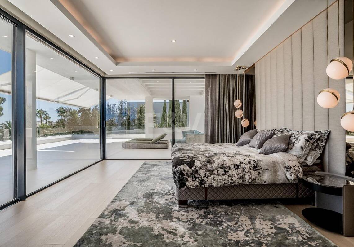 Elegante villa con impresionantes vistas al mar en la Milla de Oro