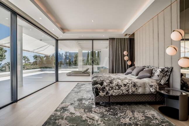 Elegant Villa med havsutsikt på Golden Mile