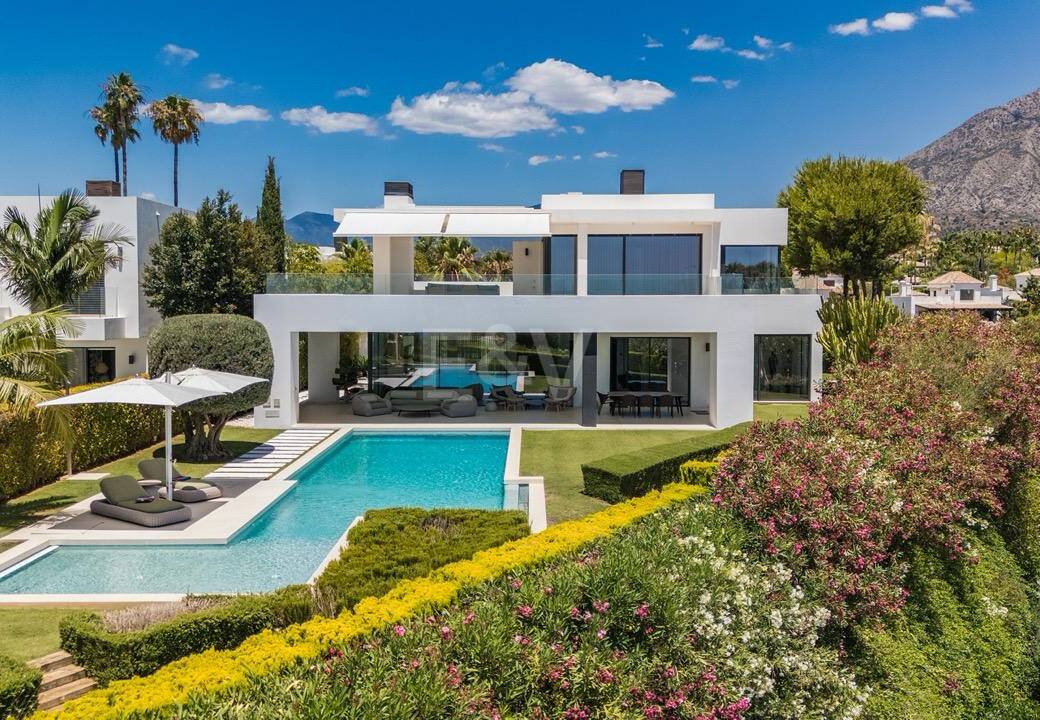 Elegant Villa med havsutsikt på Golden Mile